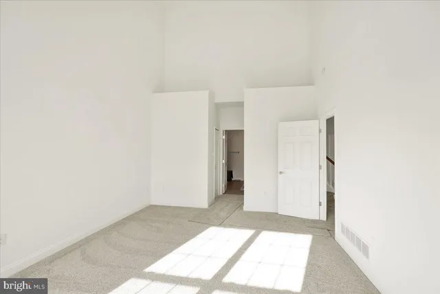 $469,900 | 424 Oak Hill Lane, Reading, PA 19610