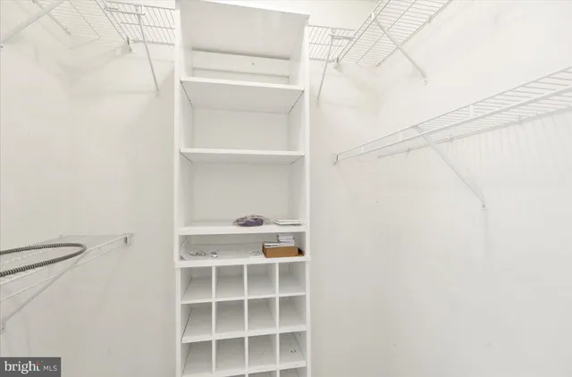 $469,900 | 424 Oak Hill Lane, Reading, PA 19610