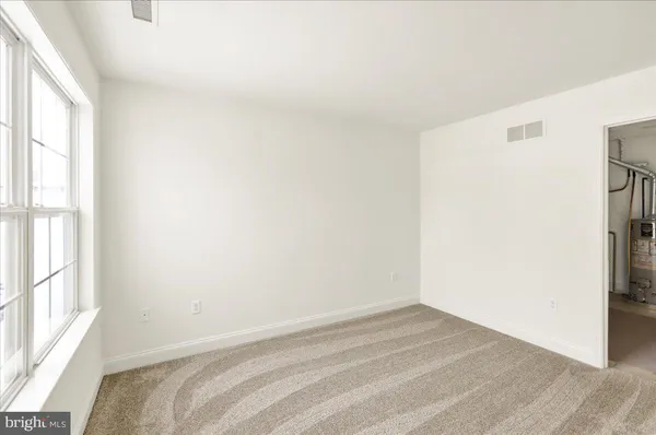 $468,900 | 424 Oak Hill Lane, Reading, PA 19610