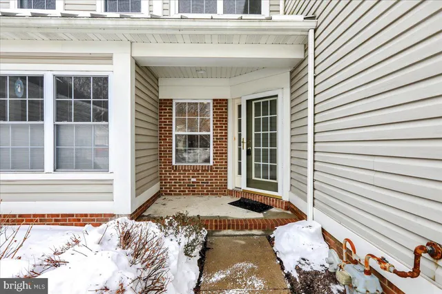 $469,900 | 424 Oak Hill Lane, Reading, PA 19610