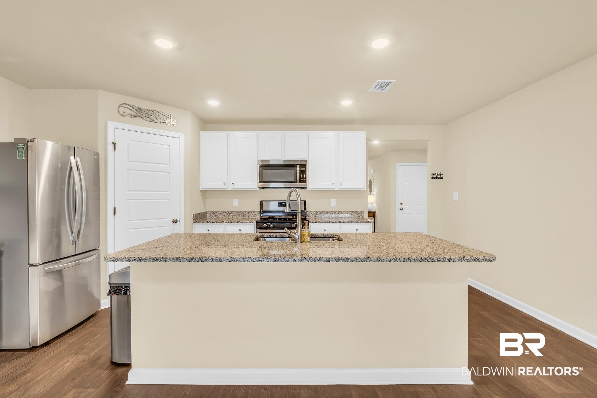 8120 Irwin Loop Daphne, AL 36526 - Photo 8 of 37 Gallery Image 8