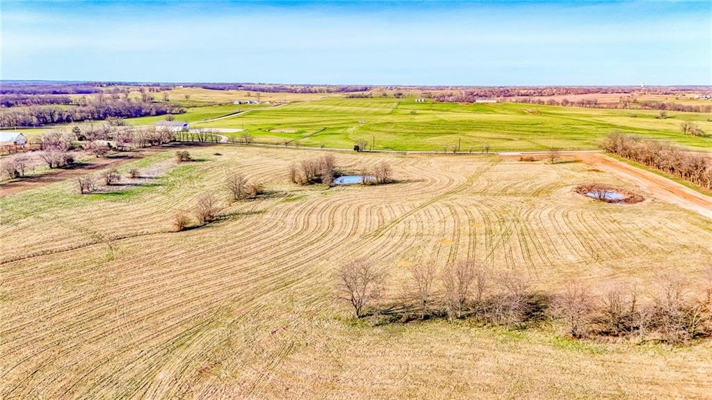 12 Eagle Ridge Warrensburg, MO 64093 - Photo 7 of 25