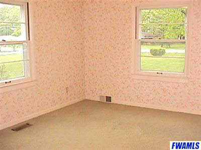 2506 Maples Road Fort Wayne, IN 46816 - Photo 5 of 12 Gallery Image 5