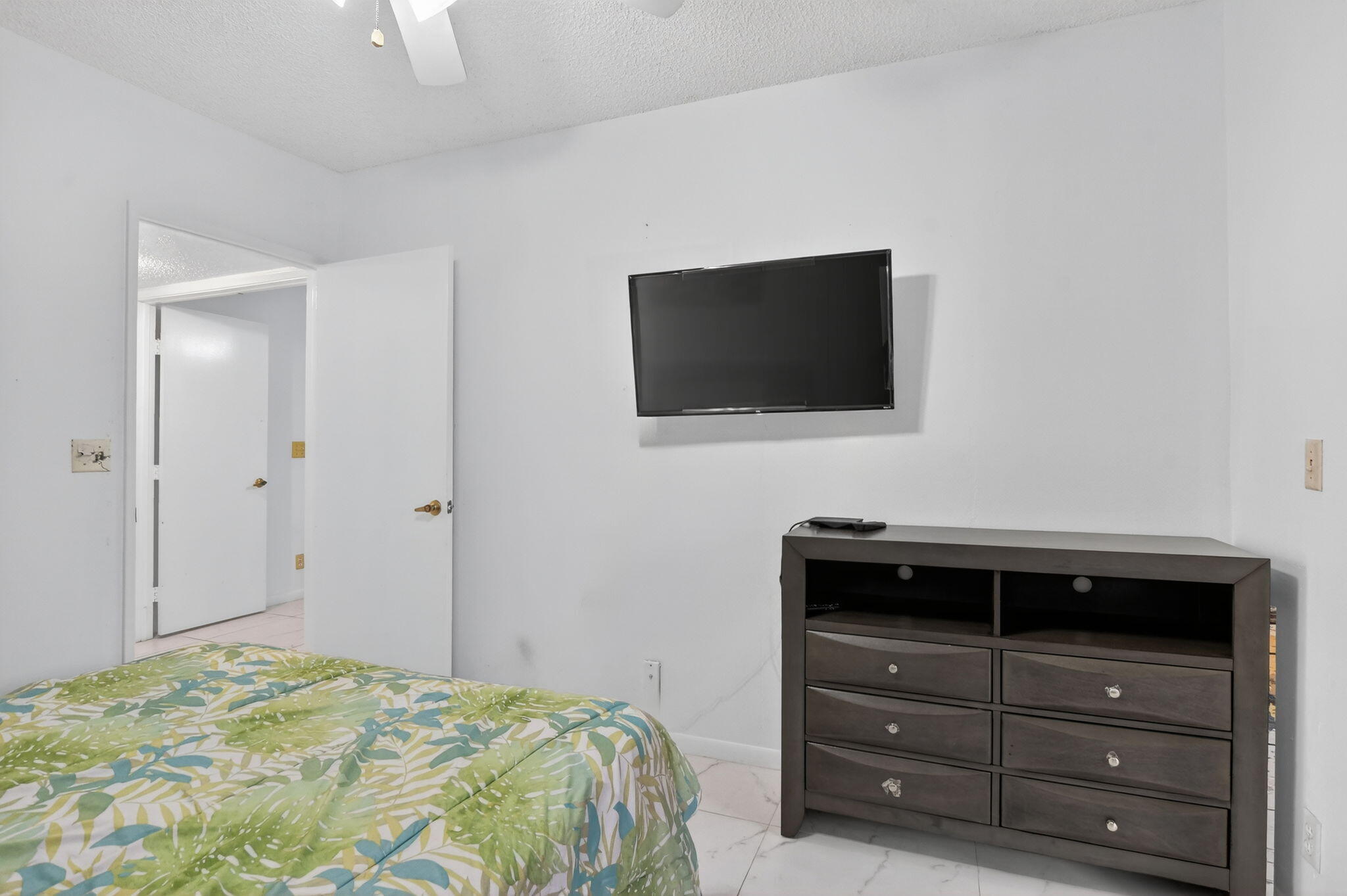 7844 La Mirada Drive Boca Raton, FL 33433 - Photo 25 of 42 2ND BEDROOM