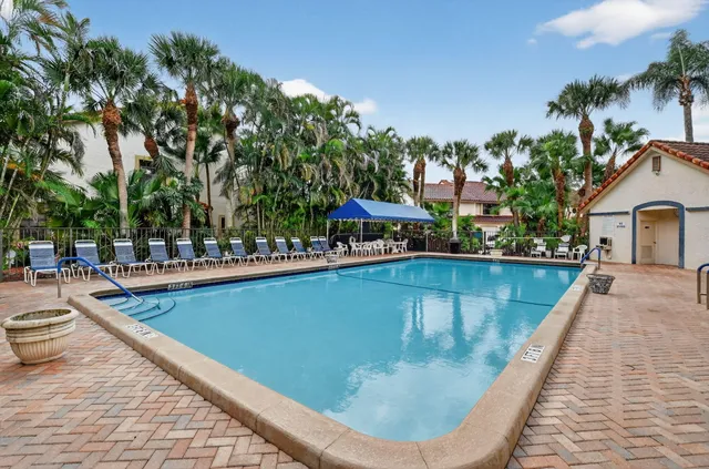 $319,900 | 7844 La Mirada Drive, Boca Raton, FL 33433