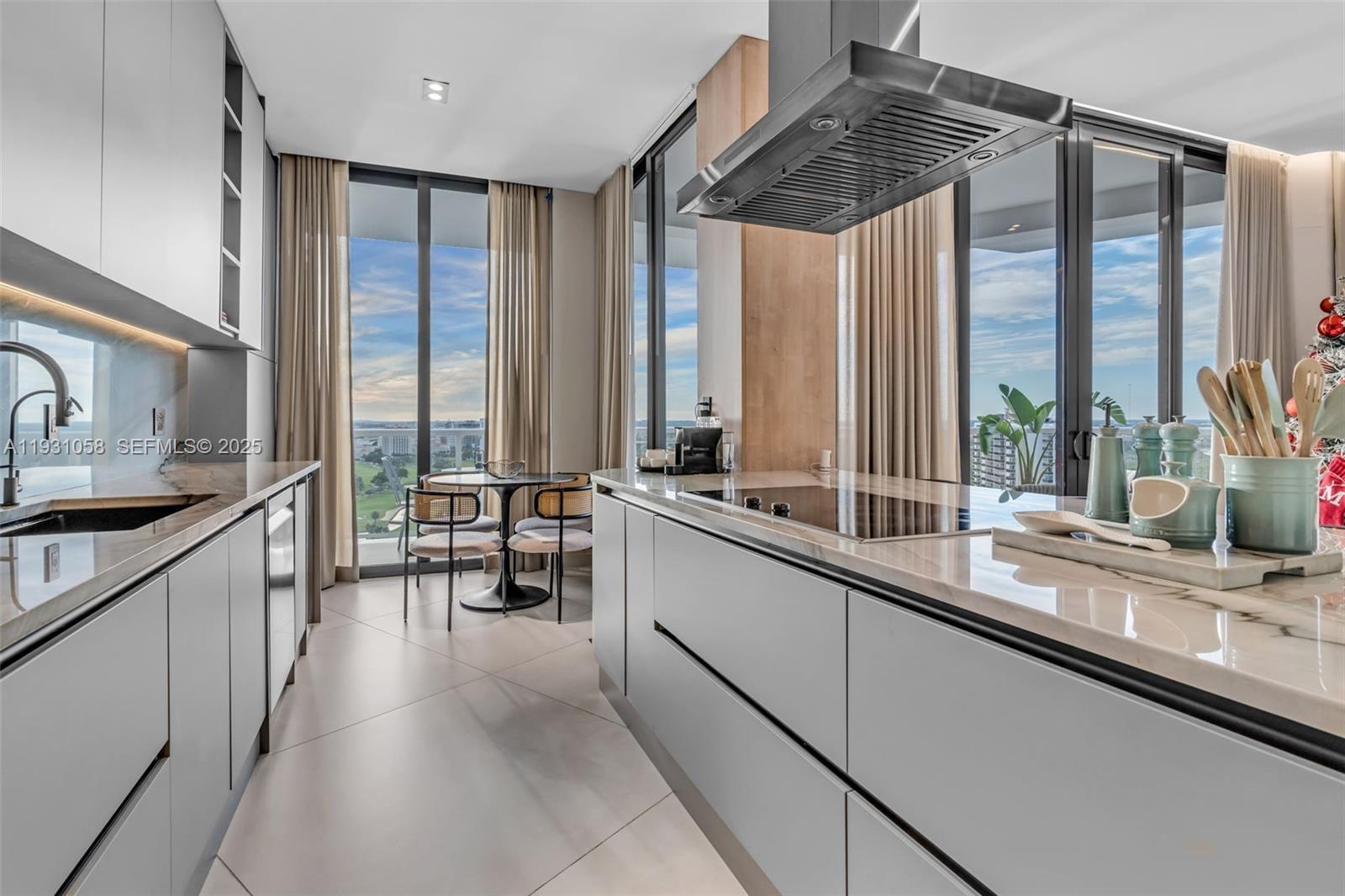 20281 East Country Club Drive, Unit TW7 Aventura, FL 33180 - Photo 35 of 94