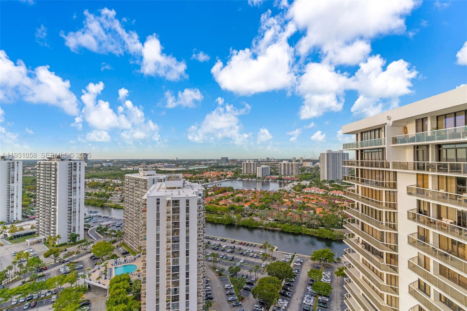 20281 East Country Club Drive, Unit TW7 Aventura, FL 33180 - Photo 6 of 94