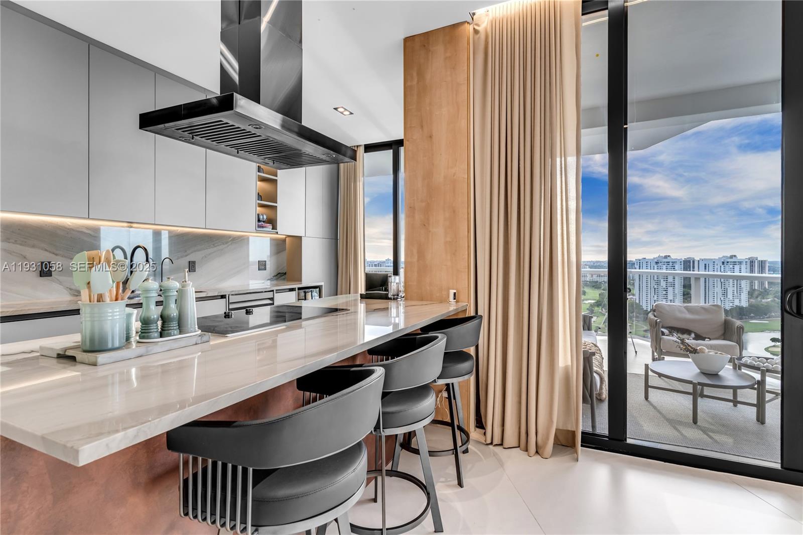 20281 East Country Club Drive, Unit TW7 Aventura, FL 33180 - Photo 86 of 94