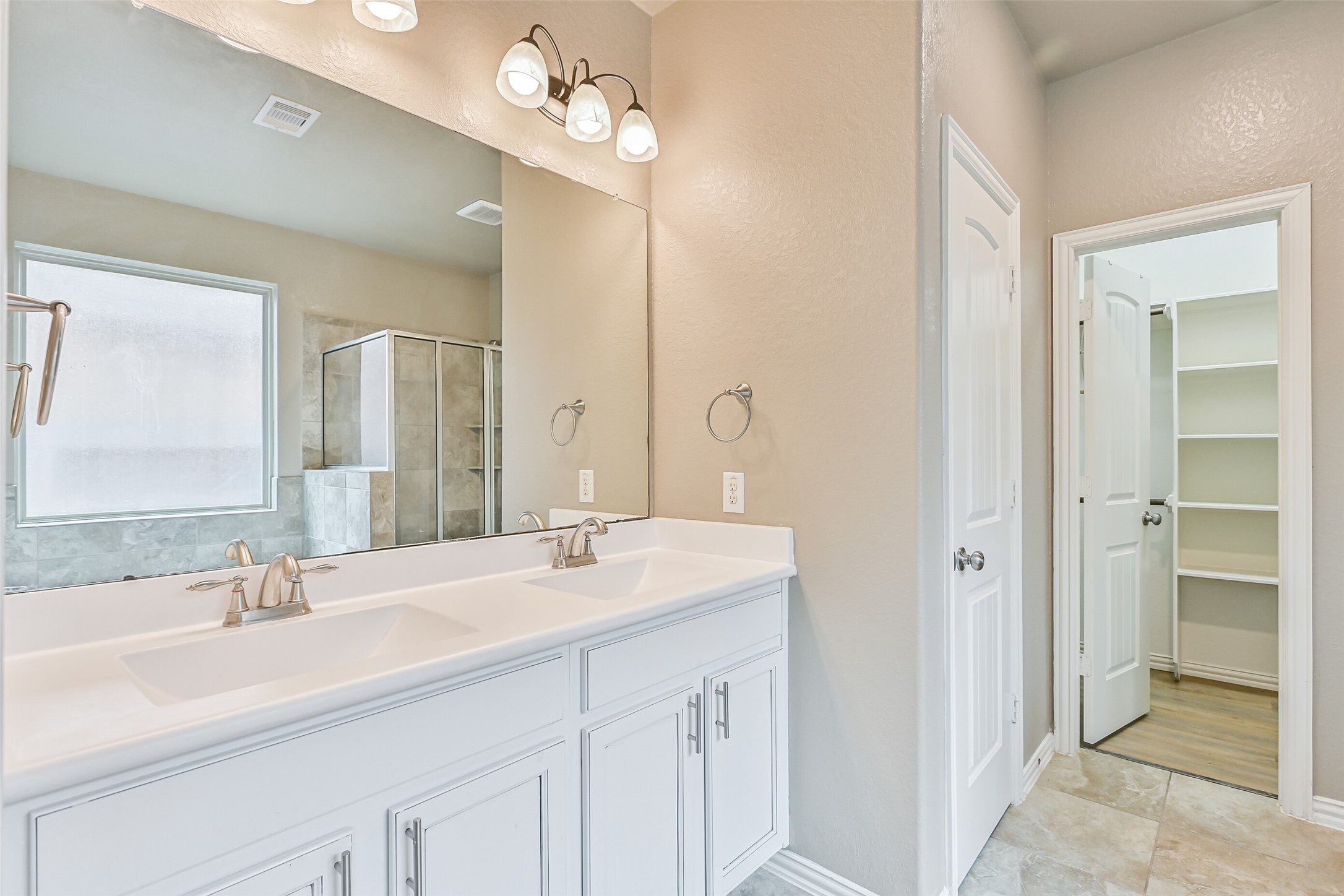 4511 Apple Point Lane Rosharon, TX 77583 - Photo 24 of 39