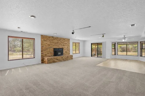 $579,900 | 3327 El Camino Drive, Cottonwood, CA 96022