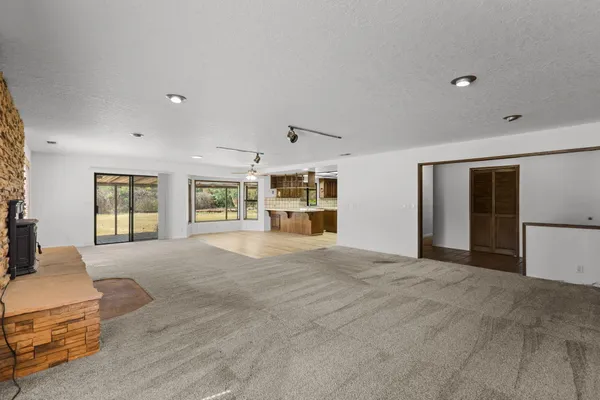 $579,900 | 3327 El Camino Drive, Cottonwood, CA 96022