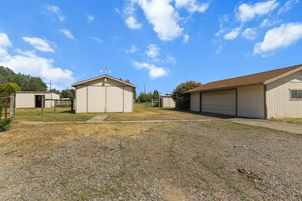 $579,900 | 3327 El Camino Drive, Cottonwood, CA 96022