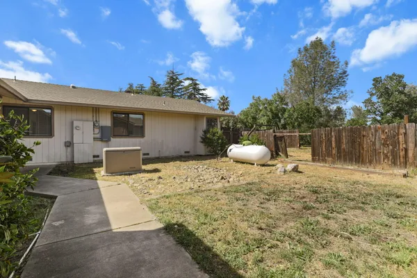 $579,900 | 3327 El Camino Drive, Cottonwood, CA 96022