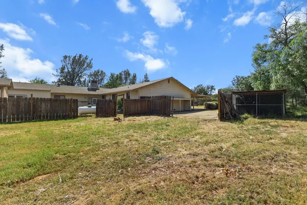 $579,900 | 3327 El Camino Drive, Cottonwood, CA 96022