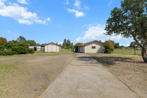 $579,900 | 3327 El Camino Drive, Cottonwood, CA 96022