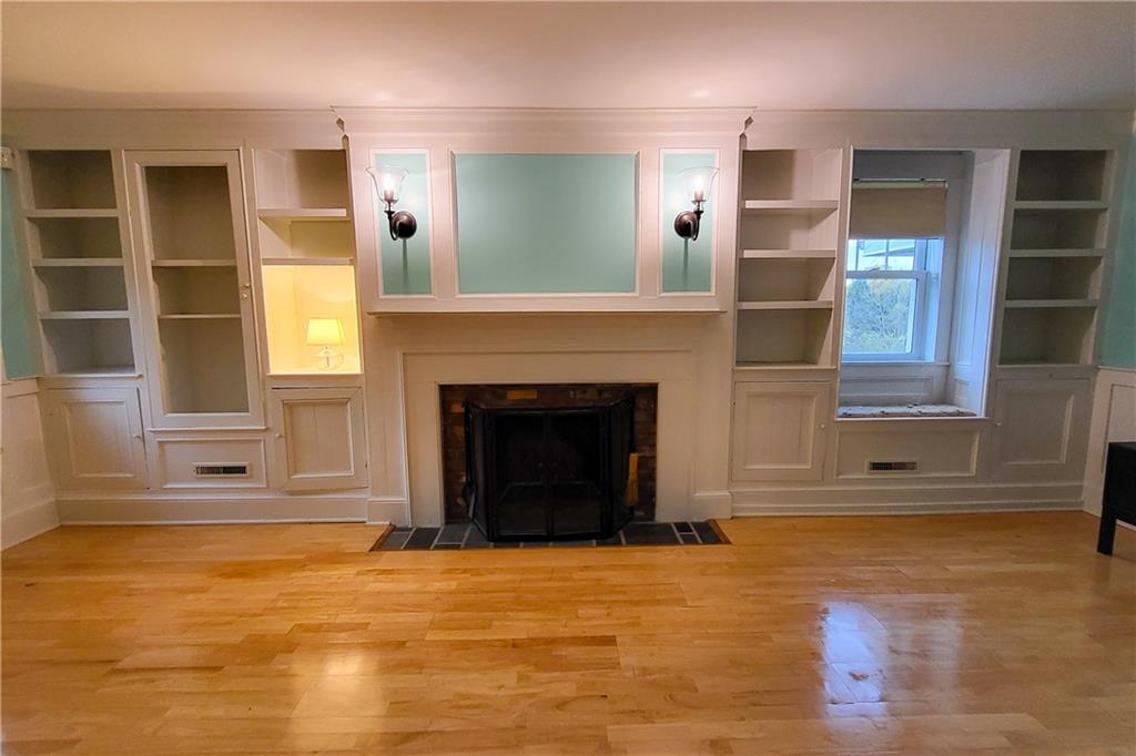 1310 Sharps Hill Road Pittsburgh, PA 15215 - Photo 4 of 10 Gallery Image 4
