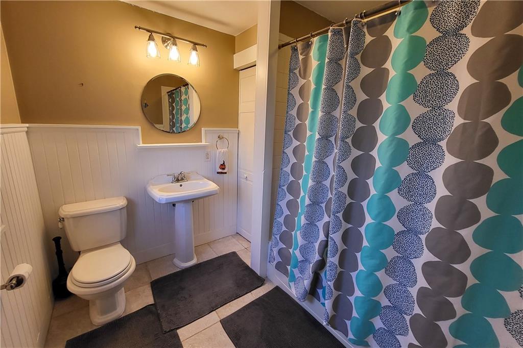 1310 Sharps Hill Road Pittsburgh, PA 15215 - Photo 7 of 10 Gallery Image 7