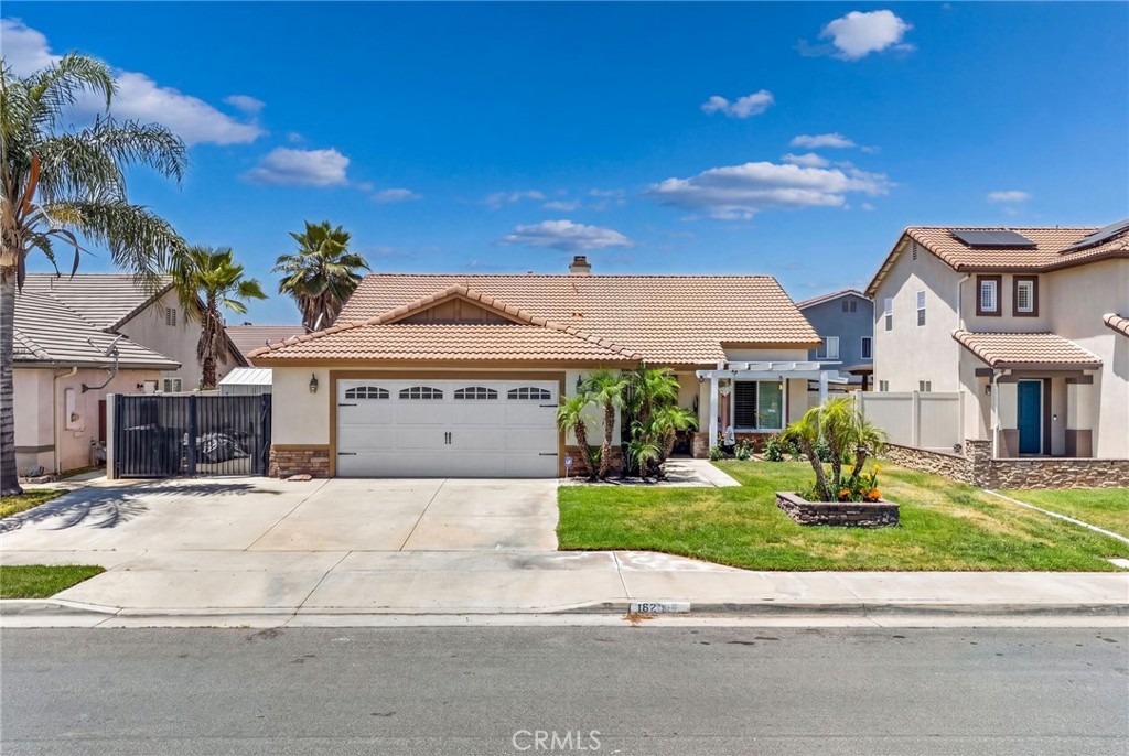 1529 Bluejay Way Hemet, CA 92545 - Photo 9 of 93