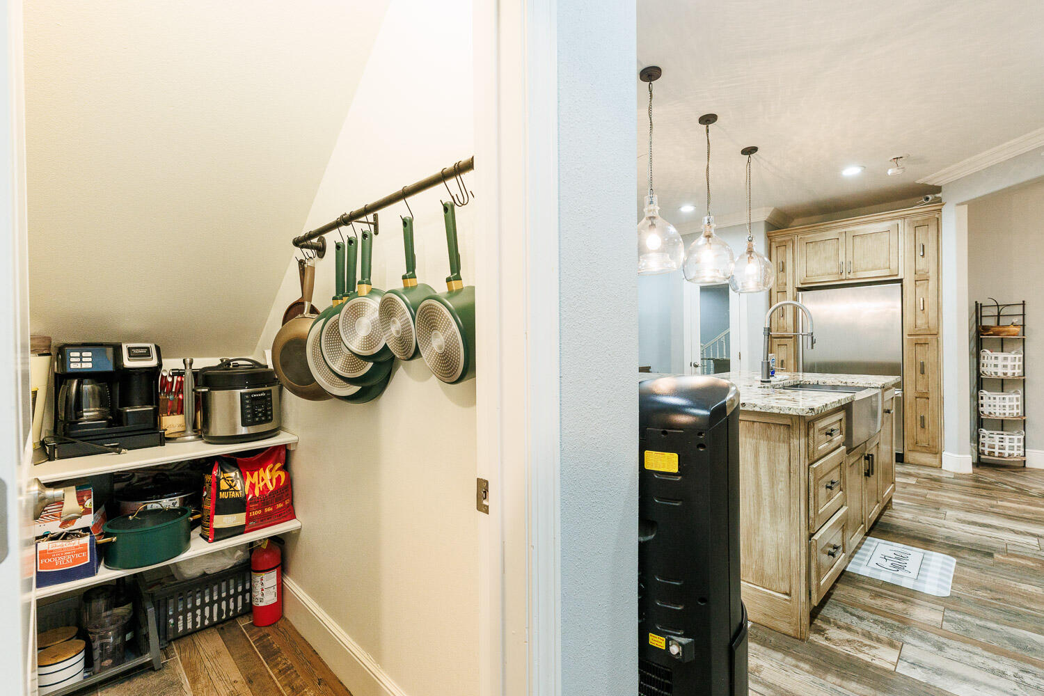 6523 East C R 6200 Lubbock, TX 79403 - Photo 16 of 86 Pantry