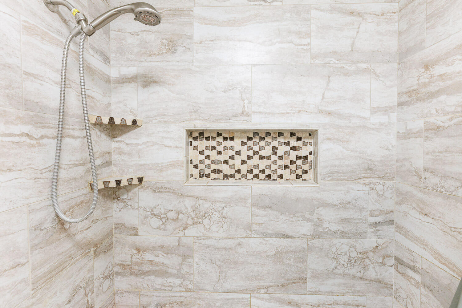 6523 East C R 6200 Lubbock, TX 79403 - Photo 59 of 86 Fifth Bathroom