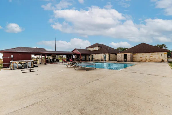 $699,000 | 6523 East C R 6200, Lubbock, TX 79403