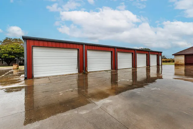 $699,000 | 6523 East C R 6200, Lubbock, TX 79403