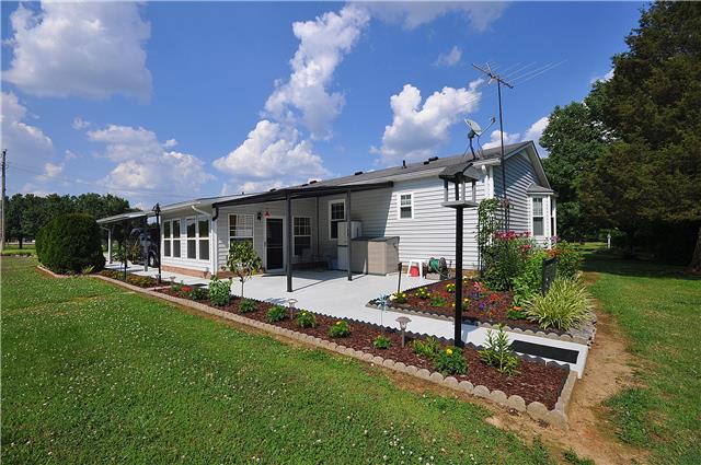 1280 A McCrary Road Lebanon, TN 37090 - Photo 12 of 20 a view of a house with backyard