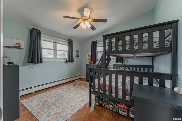 $255,000 | 308 Ward Drive, Elkhart, IL 62634