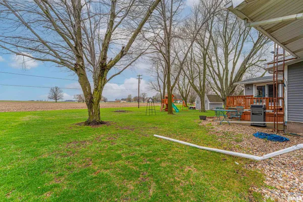 $255,000 | 308 Ward Drive, Elkhart, IL 62634
