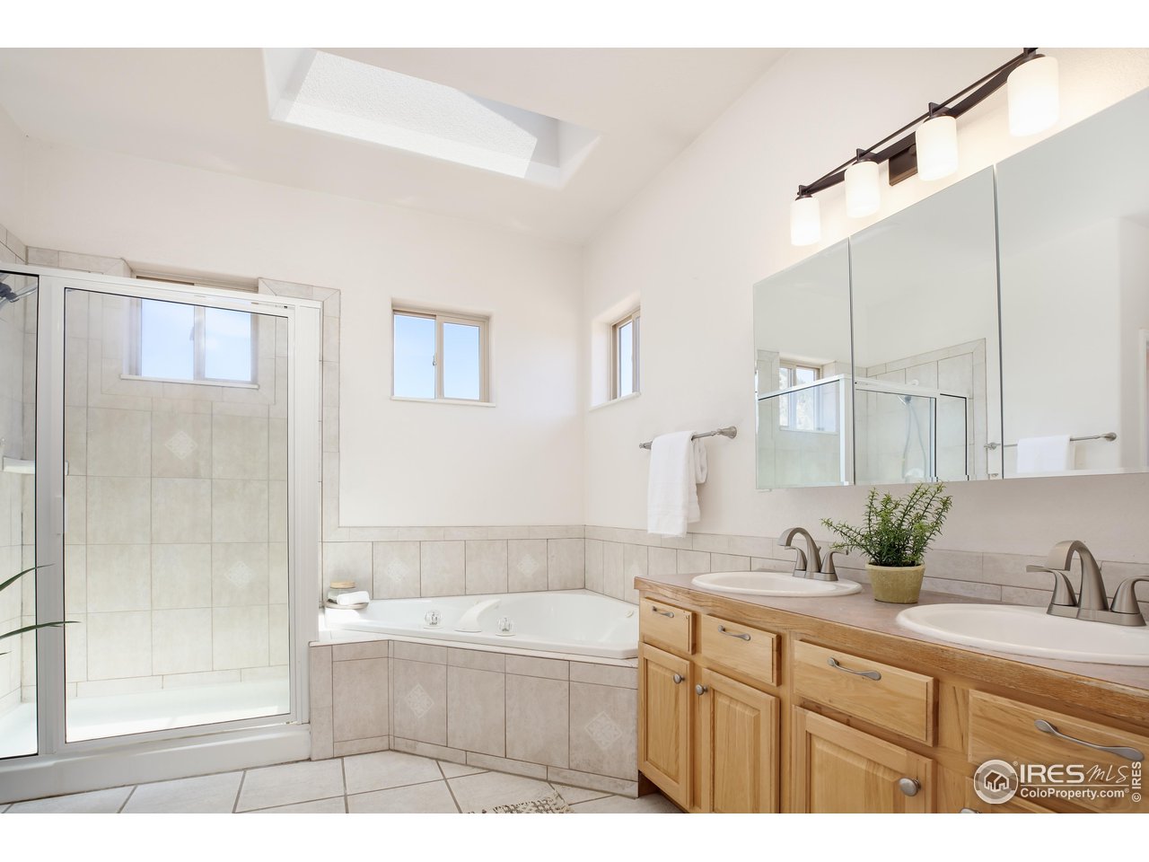 241 Choctaw Road Lyons, CO 80540 - Photo 26 of 36 Gallery Image 26