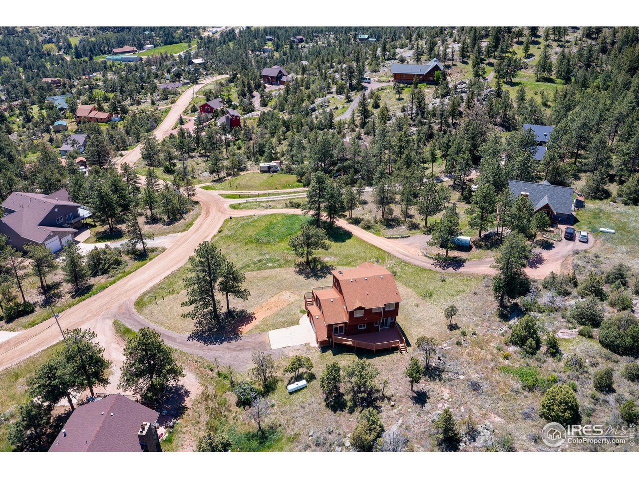 241 Choctaw Road Lyons, CO 80540 - Photo 29 of 36 Gallery Image 29