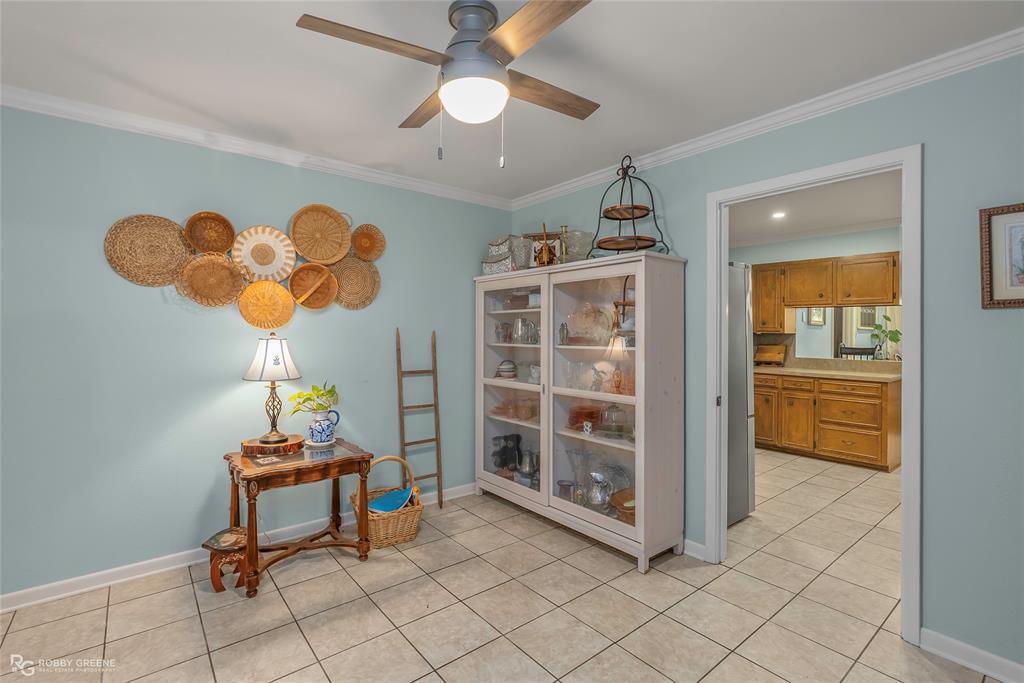 169 Fulbright Circle Minden, LA 71055 - Photo 20 of 38 a view of room with window and furniture