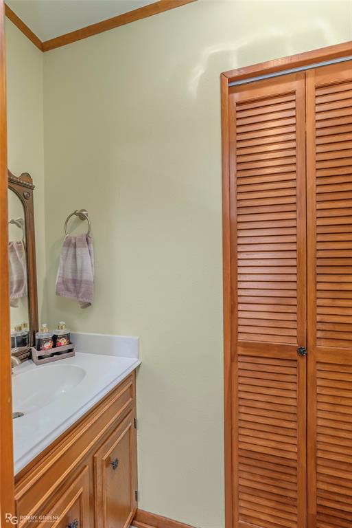 169 Fulbright Circle Minden, LA 71055 - Photo 36 of 38 a room with a door