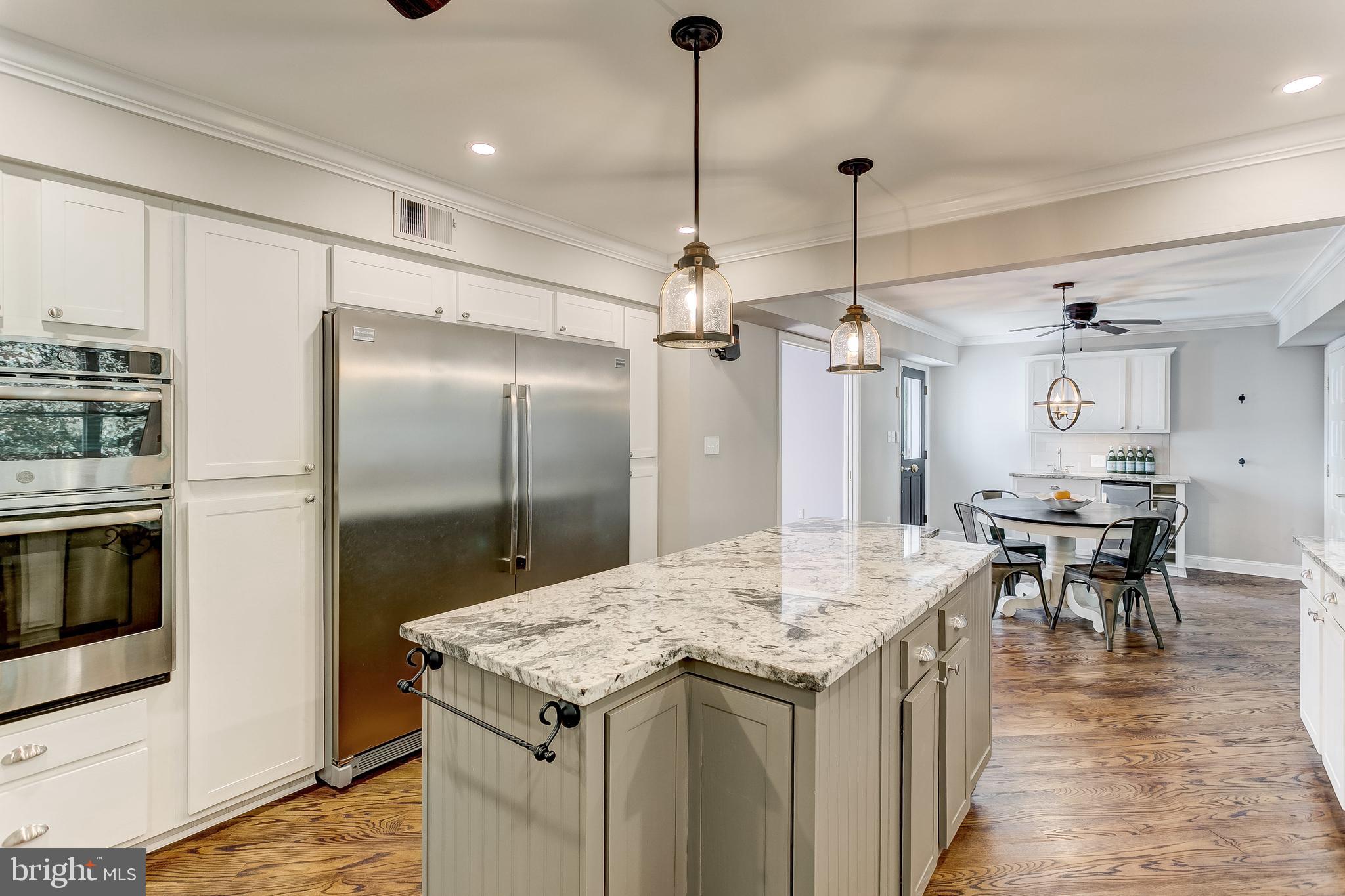 13352 Hunt Ridge Road Ellicott City, MD 21042 - Photo 17 of 65 Kitchen