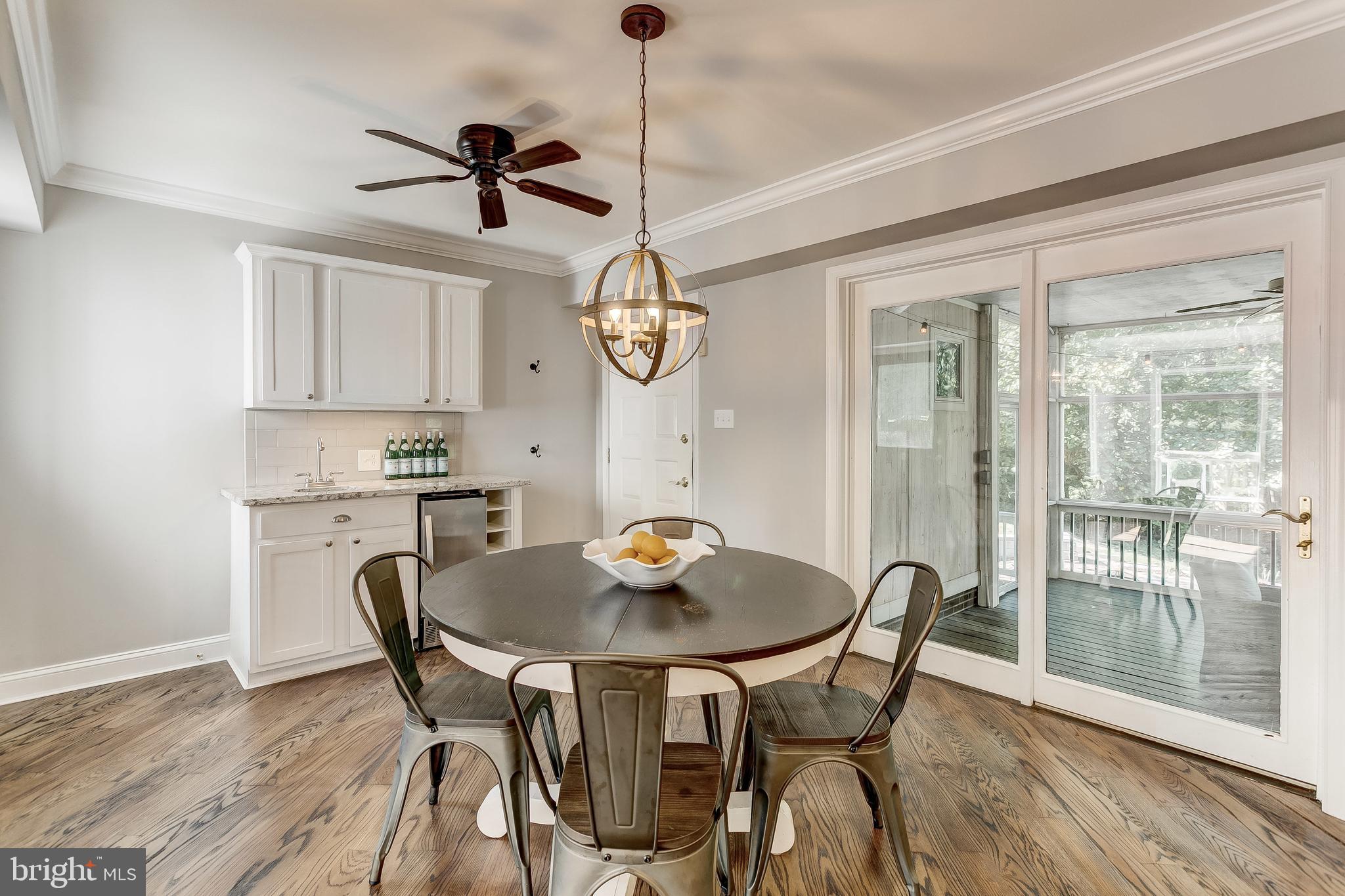 13352 Hunt Ridge Road Ellicott City, MD 21042 - Photo 20 of 65 Breakfast Area