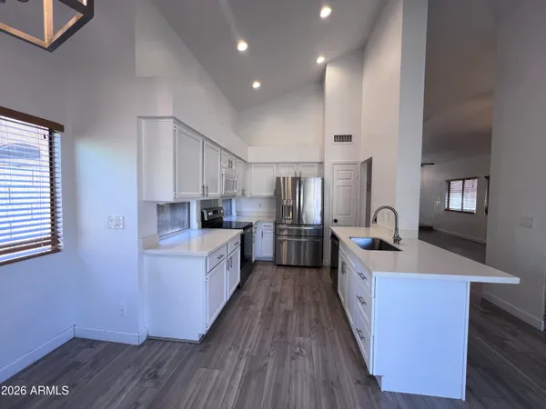 $2,950 | 4568 West Ivanhoe Street, Chandler, AZ 85226