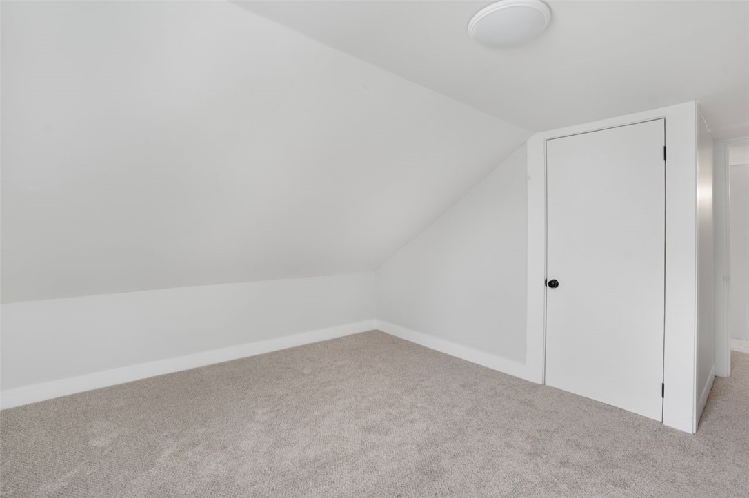 49 Oak Street Cranston, RI 02910 - Photo 17 of 33