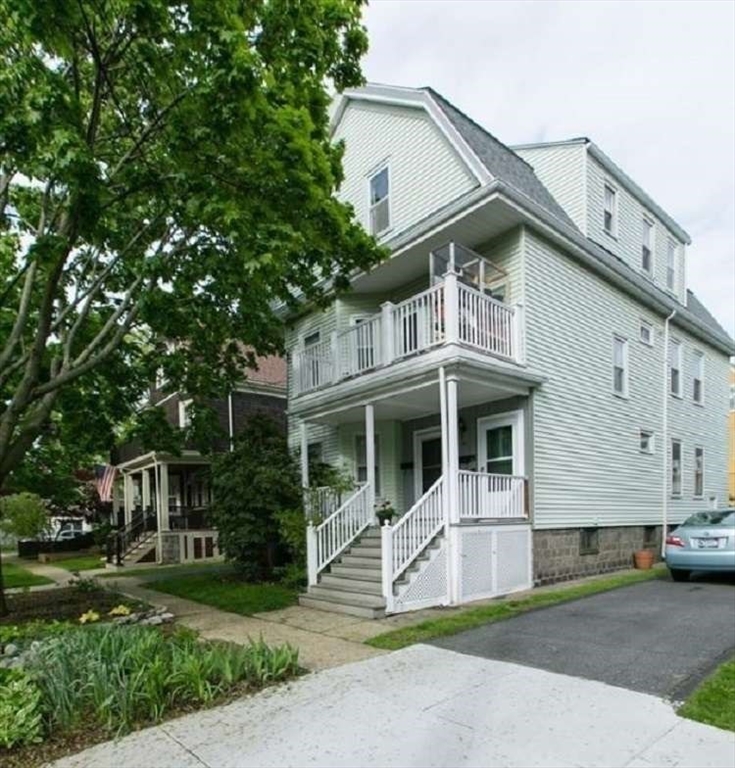 121 Highland Road, Unit 1 Somerville, MA 02144 - Photo 3 of 25