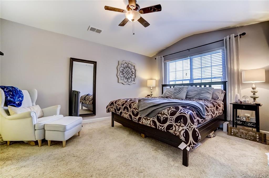 1304 River Run Road Lowell, NC 28098 - Photo 14 of 24 Gallery Image 14