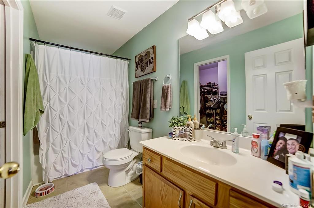 1304 River Run Road Lowell, NC 28098 - Photo 15 of 24 Gallery Image 15
