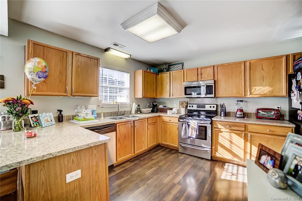 1304 River Run Road Lowell, NC 28098 - Photo 7 of 24 Gallery Image 7