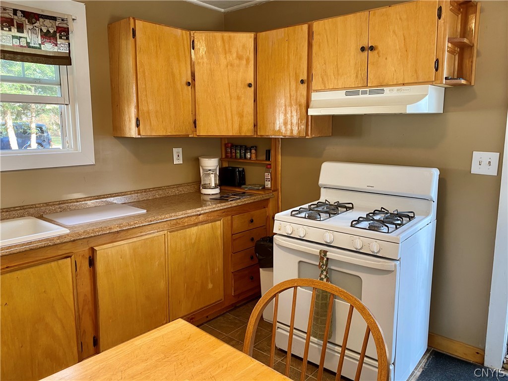 11 28th Street Constantia, NY 13044 - Photo 15 of 30