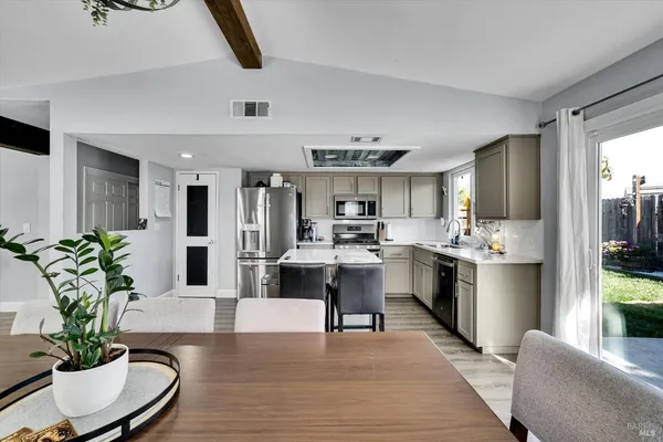 $617,900 | 161 Marna Drive, Vacaville, CA 95687