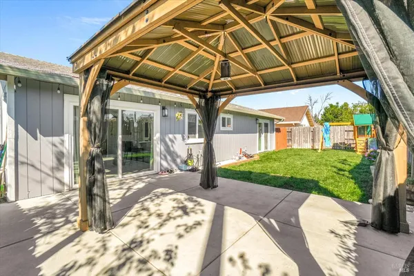 $617,900 | 161 Marna Drive, Vacaville, CA 95687