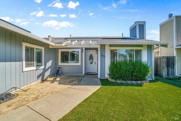 $617,900 | 161 Marna Drive, Vacaville, CA 95687