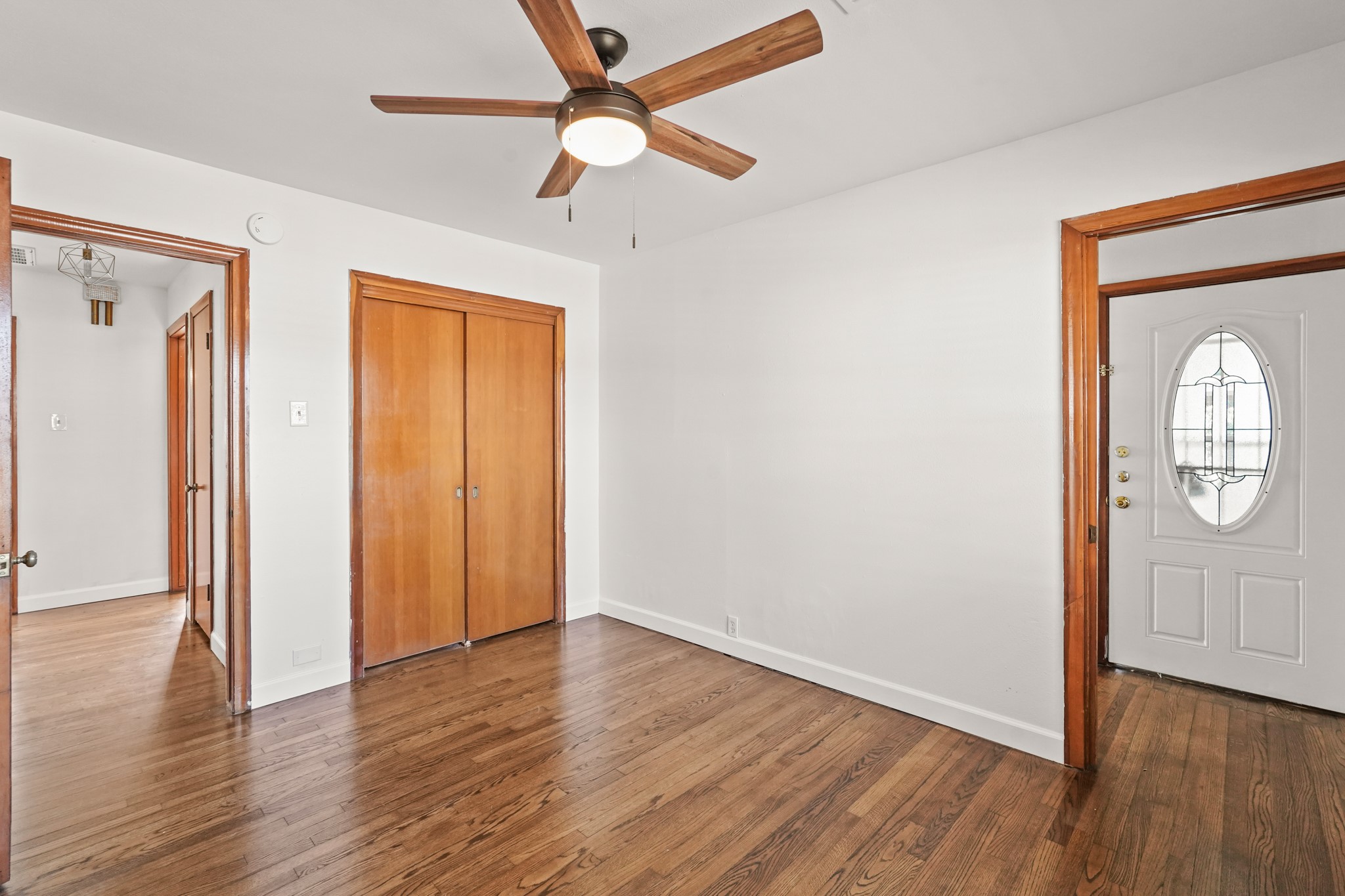 1207 Stonecrest Drive Houston, TX 77018 - Photo 33 of 34 wooden floor in an empty room