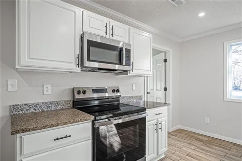 $235,000 | 431 North Walnut Street, Olathe, KS 66061