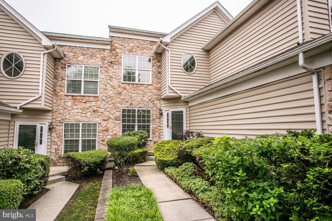 29 Eagle Road Phoenixville, PA 19460 - Photo 4 of 45 a house view with a garden space
