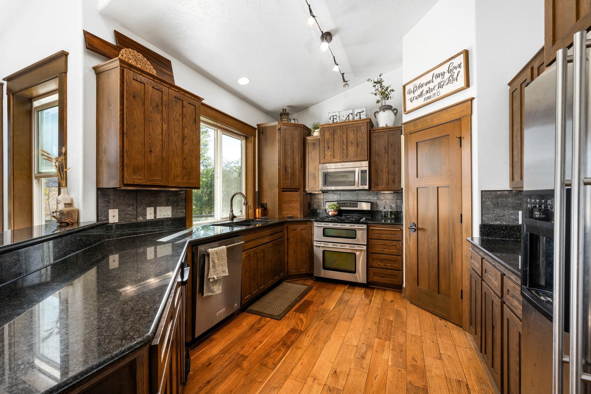 4525 South Linke Road Greenacres, WA 99016 - Photo 11 of 50