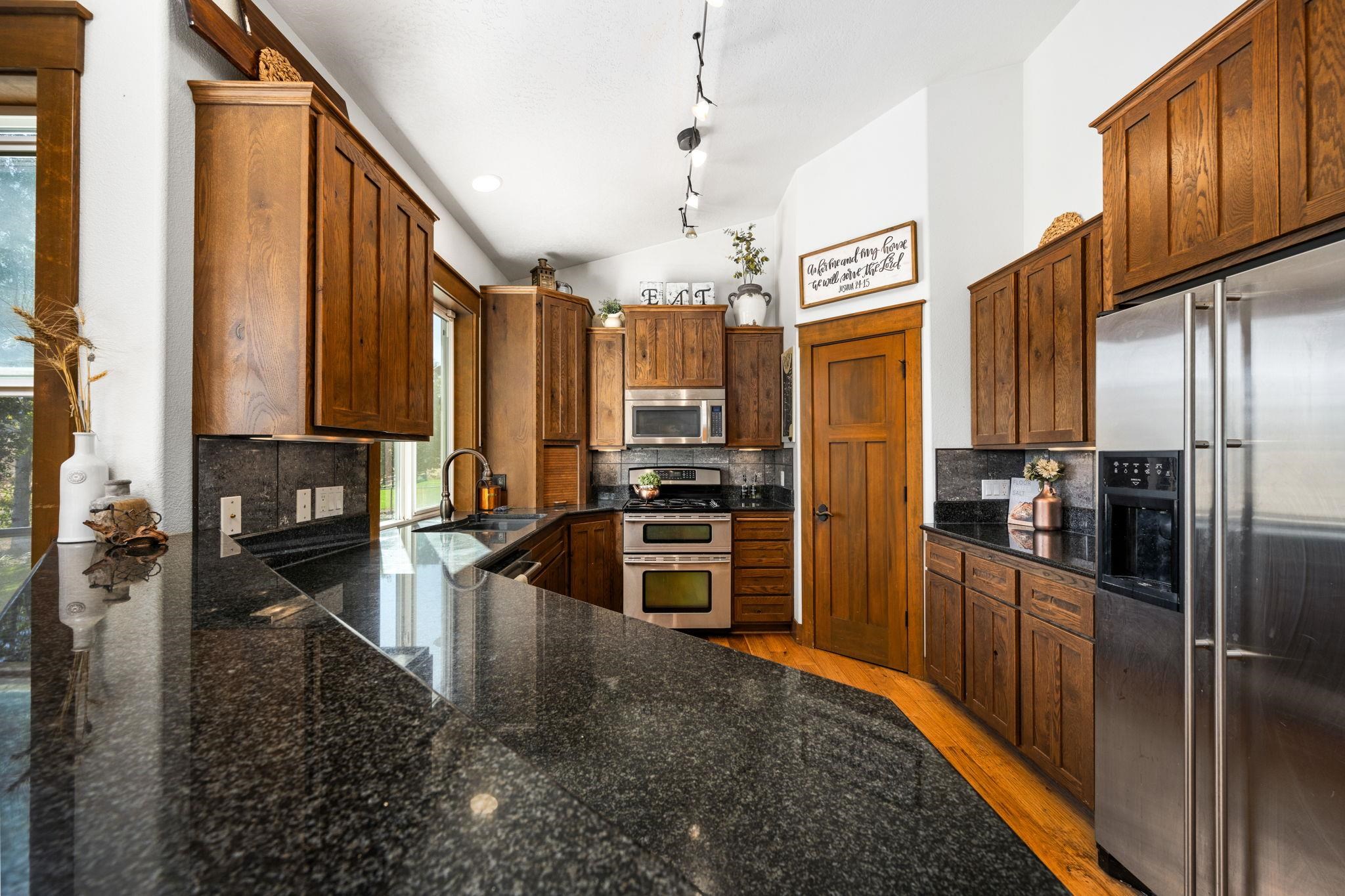 4525 South Linke Road Greenacres, WA 99016 - Photo 13 of 50